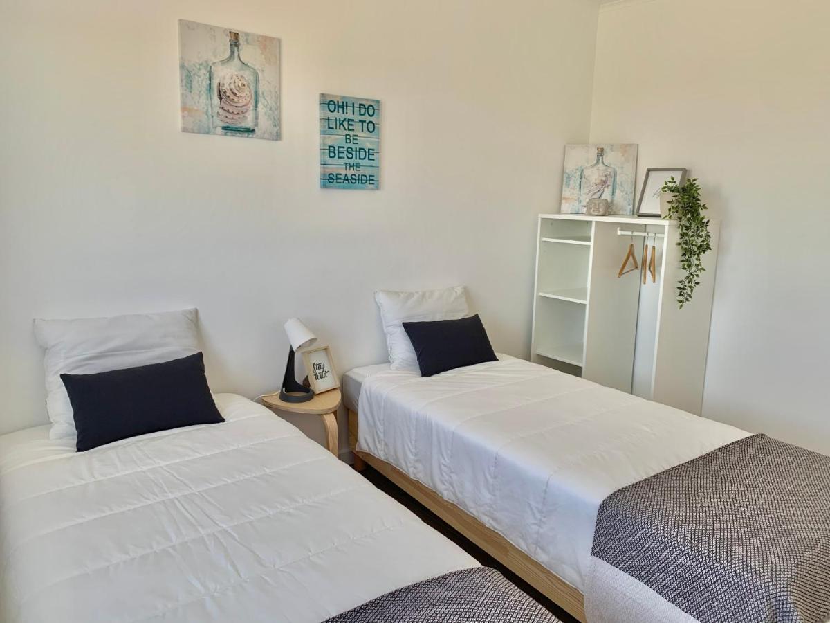 Barardo Street Villa บาเลียล ภายนอก รูปภาพ